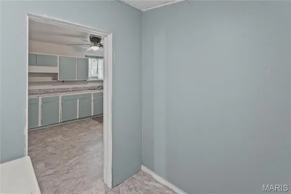 $65,000 | 205 Ayres Street, White Hall, IL 62092