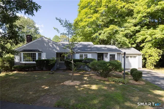 $3,200 | 37 Old Wheeler Lane, Avon, CT 06001