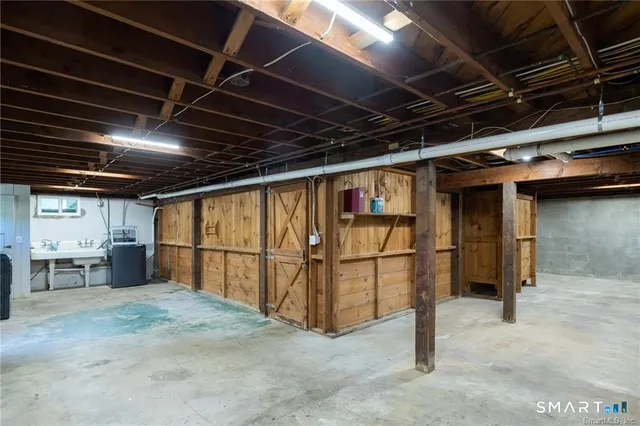 $3,200 | 37 Old Wheeler Lane, Avon, CT 06001