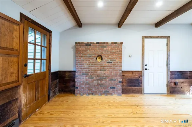 $3,200 | 37 Old Wheeler Lane, Avon, CT 06001