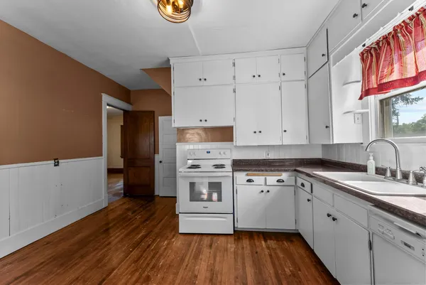 $259,000 | 16030 Maple Lane, Center City, MN 55012