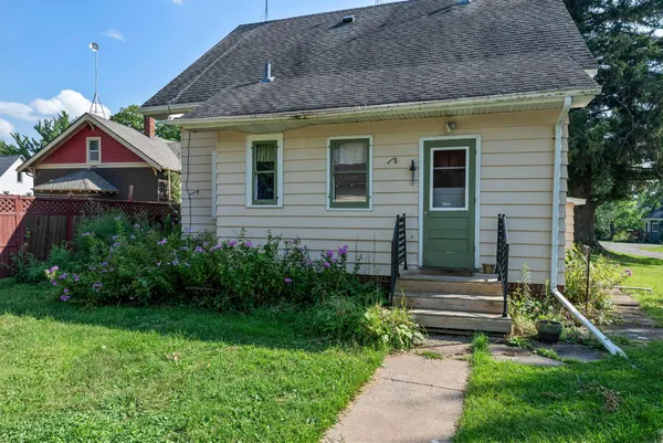 $259,000 | 16030 Maple Lane, Center City, MN 55012