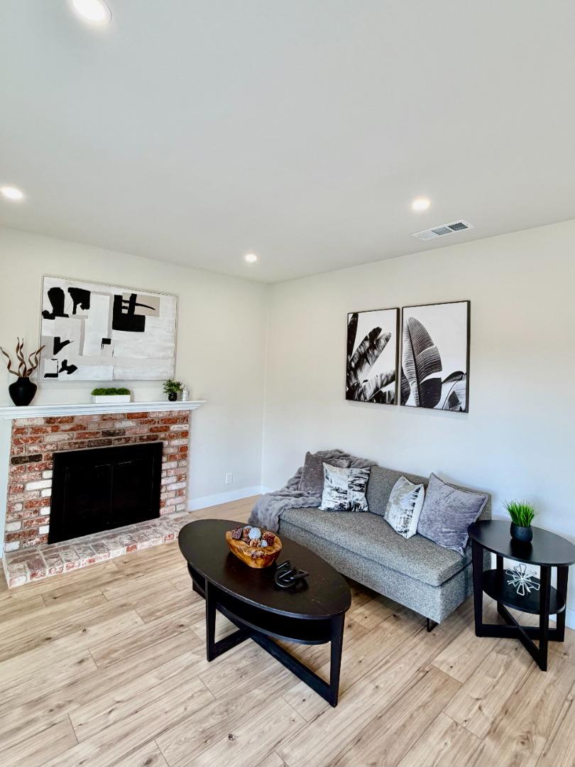 7579 Burnham Way Dublin, CA 94568 - Photo 11 of 21