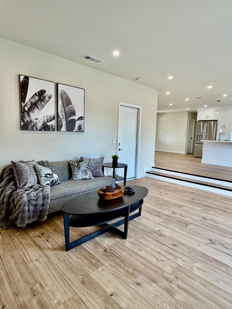 7579 Burnham Way Dublin, CA 94568 - Photo 12 of 21