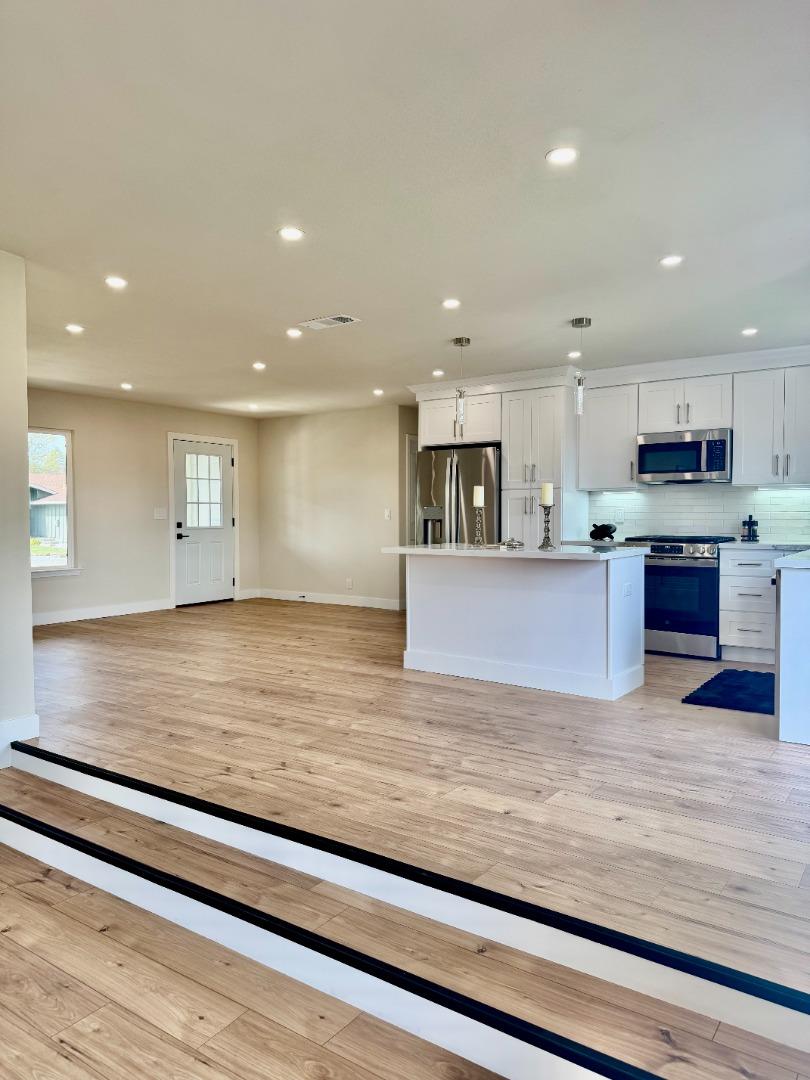 7579 Burnham Way Dublin, CA 94568 - Photo 13 of 21