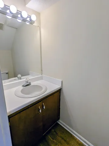 $950 | 1030 Brookview Drive, Unit 21C, Franklin, KY 42134