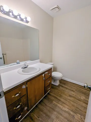 $950 | 1030 Brookview Drive, Unit 21C, Franklin, KY 42134