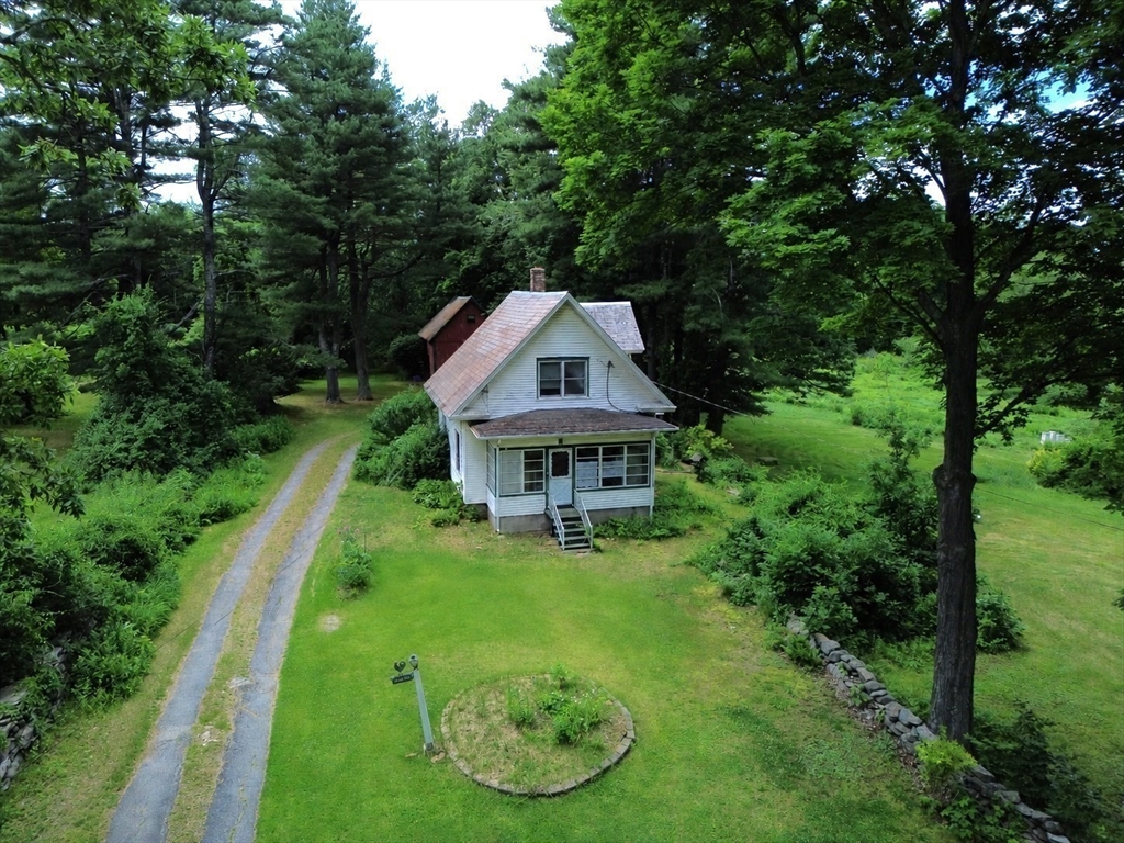 30 Whittemore Road Sturbridge, MA 01566 - Photo 2 of 12