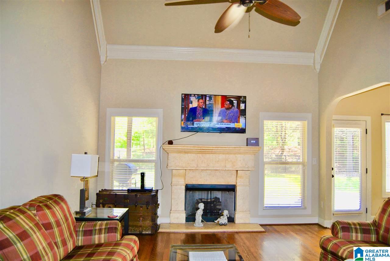 249 Strathaven Lane Pelham, AL 35124 - Photo 4 of 33