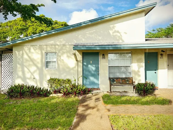 $2,000 | 3001 Northwest 4th Terrace, Unit 152, Pompano Beach, FL 33064