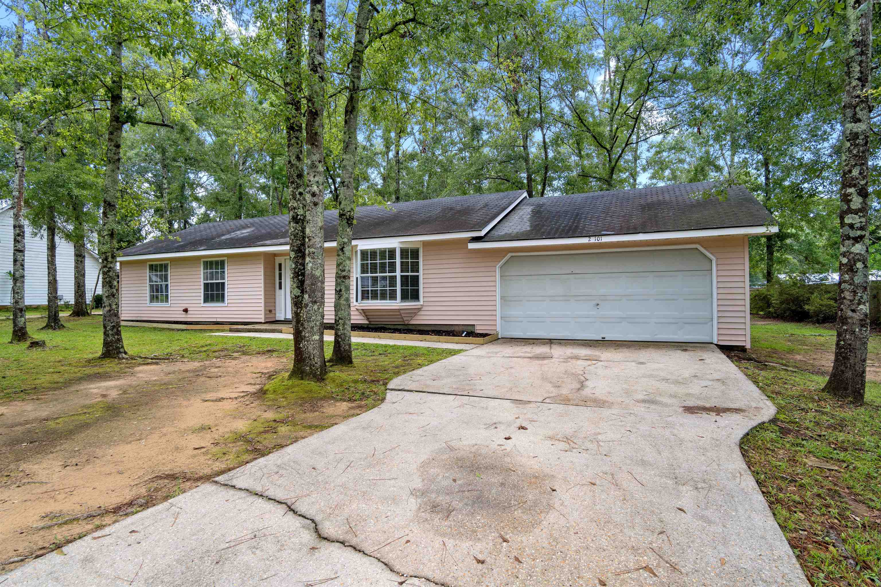 23101 Rochelle Loop Robertsdale, AL 36567 - Photo 3 of 25