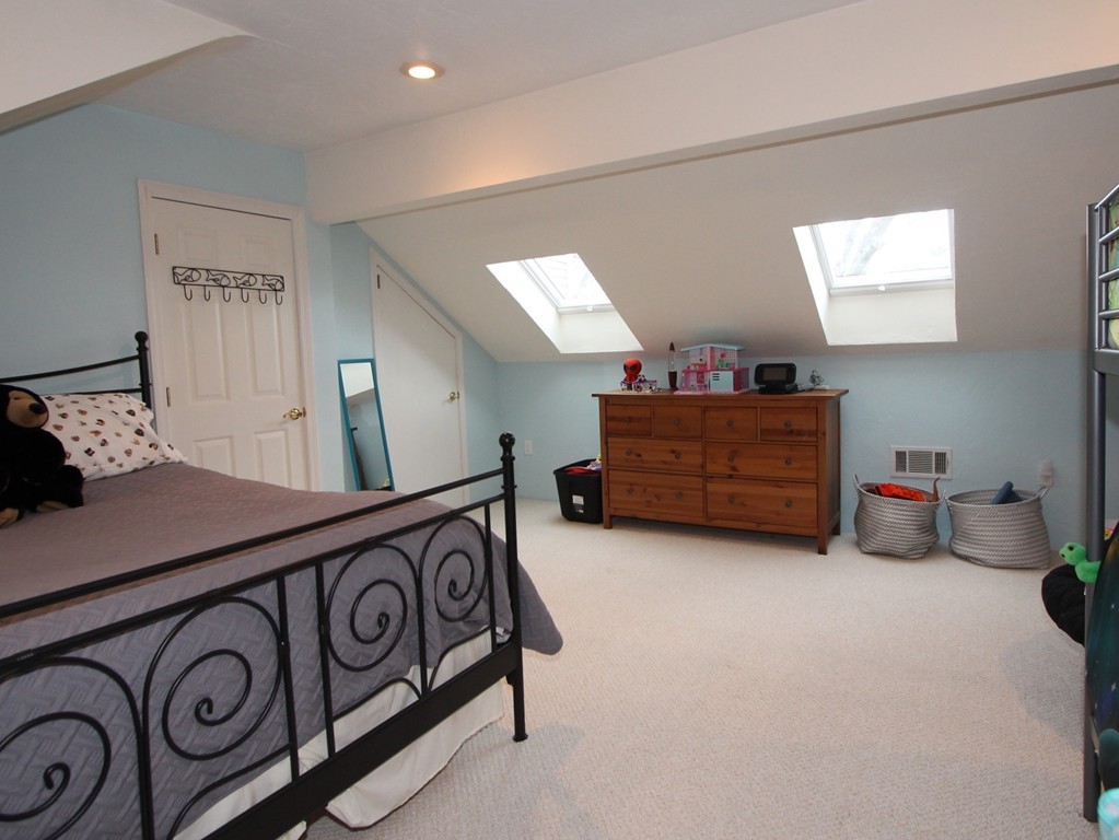 64 Pointe Rok Drive, Unit 64 Worcester, MA 01604 - Photo 13 of 23