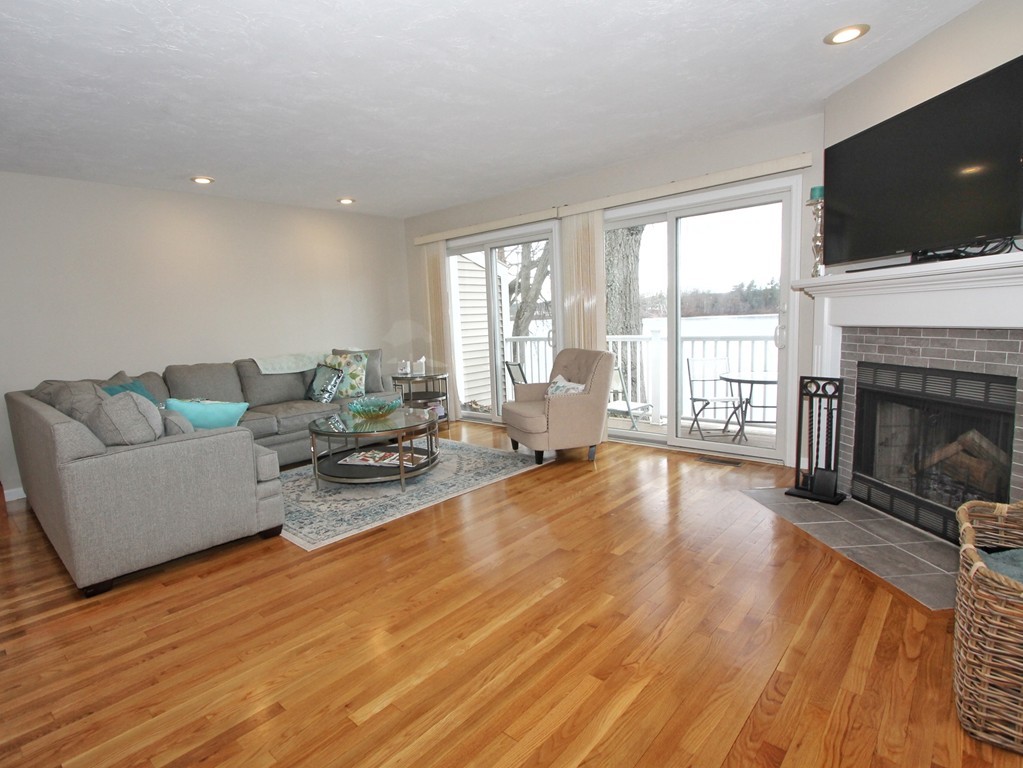 64 Pointe Rok Drive, Unit 64 Worcester, MA 01604 - Photo 4 of 23