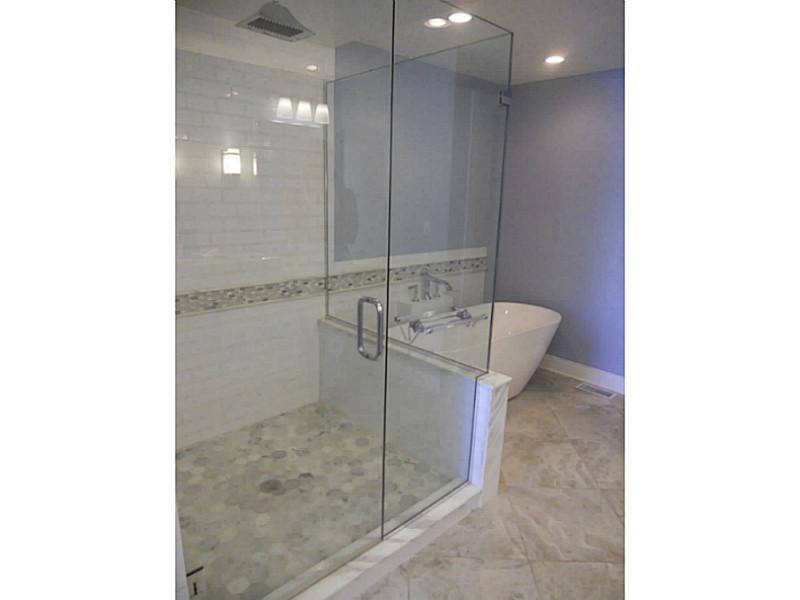 7649 River Road Indianapolis, IN 46240 - Photo 16 of 24 Gallery Image 16