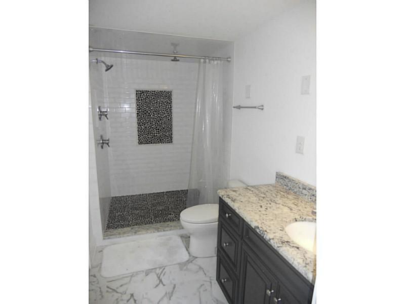 7649 River Road Indianapolis, IN 46240 - Photo 19 of 24 Gallery Image 19