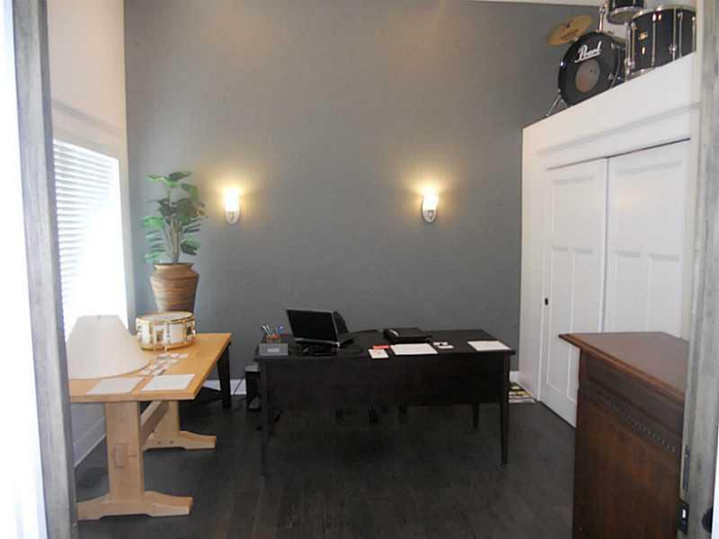 7649 River Road Indianapolis, IN 46240 - Photo 20 of 24 Gallery Image 20