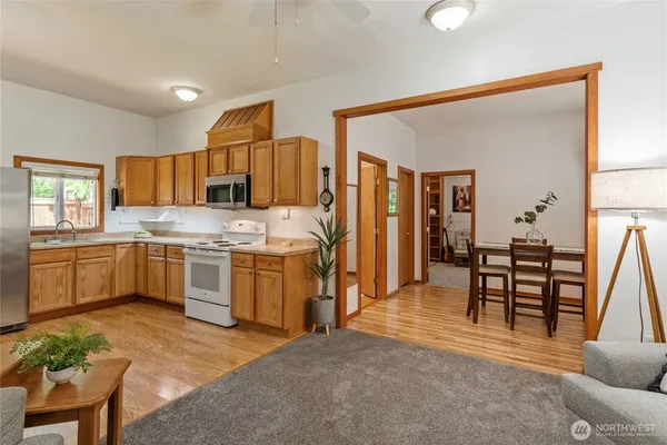 $489,900 | 30 East Richardson Road, Belfair, WA 98528