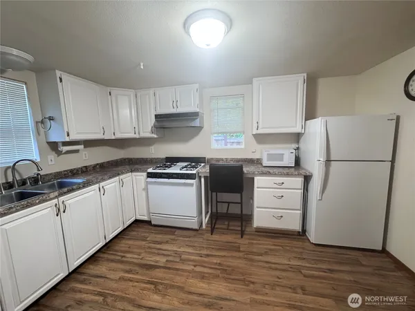 $489,900 | 30 East Richardson Road, Belfair, WA 98528