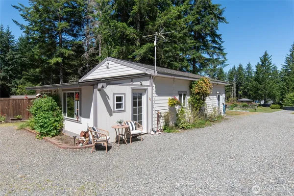 $489,900 | 30 East Richardson Road, Belfair, WA 98528