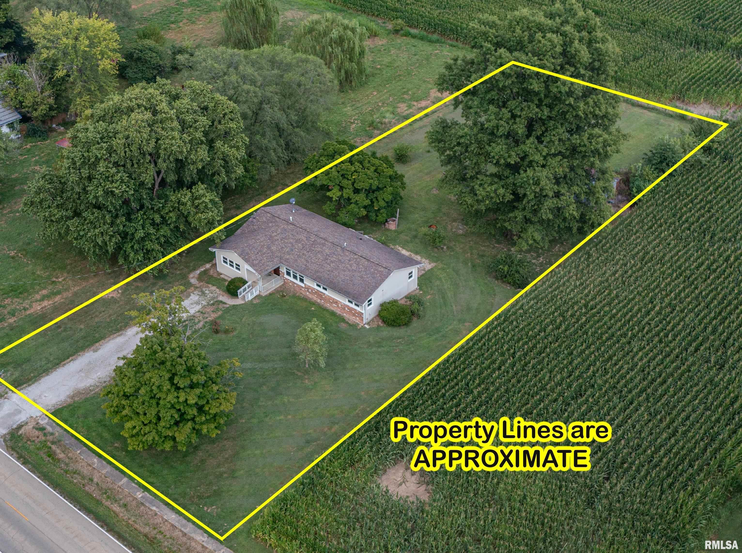 412 South Main Street Iuka, IL 62849 - Photo 5 of 35