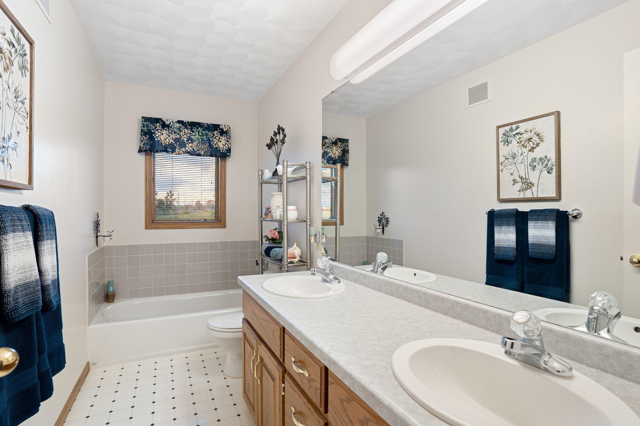 2908 5th Avenue Southwest Austin, MN 55912 - Photo 43 of 57