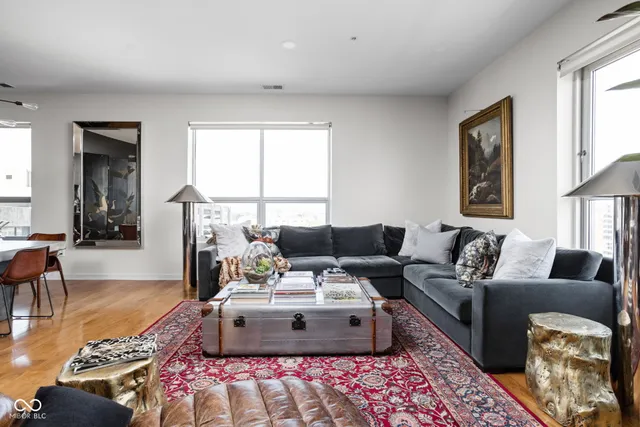 $495,000 | 350 North Meridian Street, Unit 905, Indianapolis, IN 46204