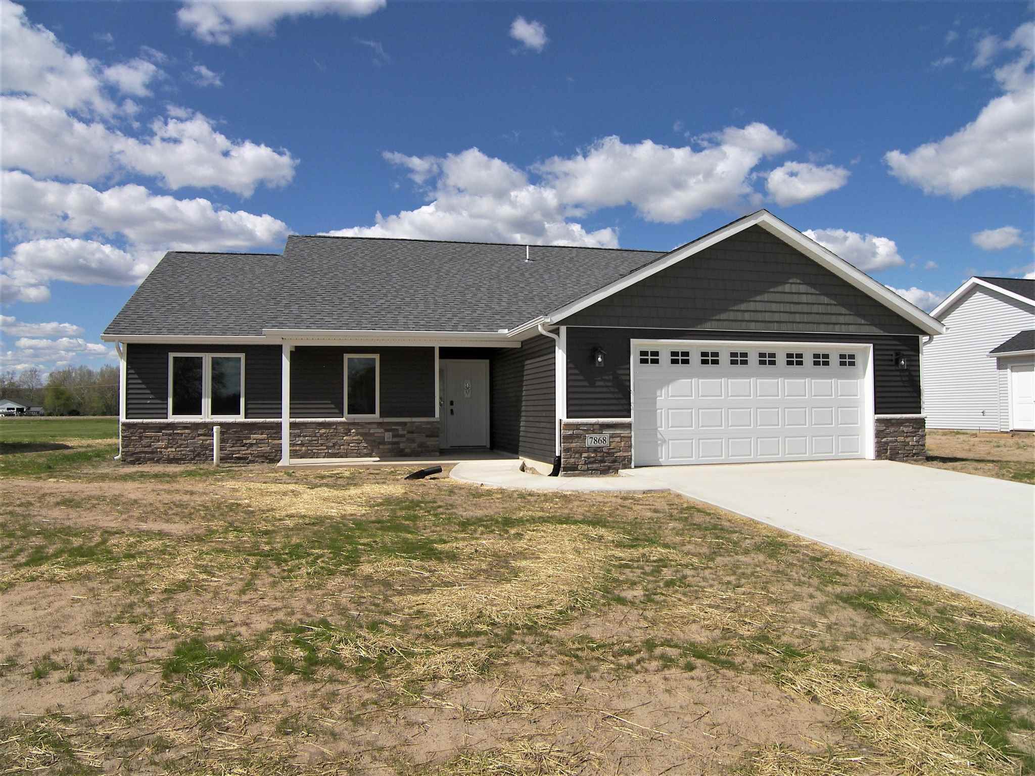 7868 East Goodison Road North Webster, IN 46555 - Photo 1 of 36