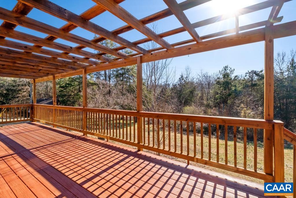 4844 Haden Martin Road Palmyra, VA 22963 - Photo 23 of 40 a view of balcony with wooden floor