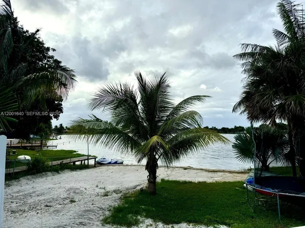 $1,050,000 | 7200 West 12th Avenue, Hialeah, FL 33014