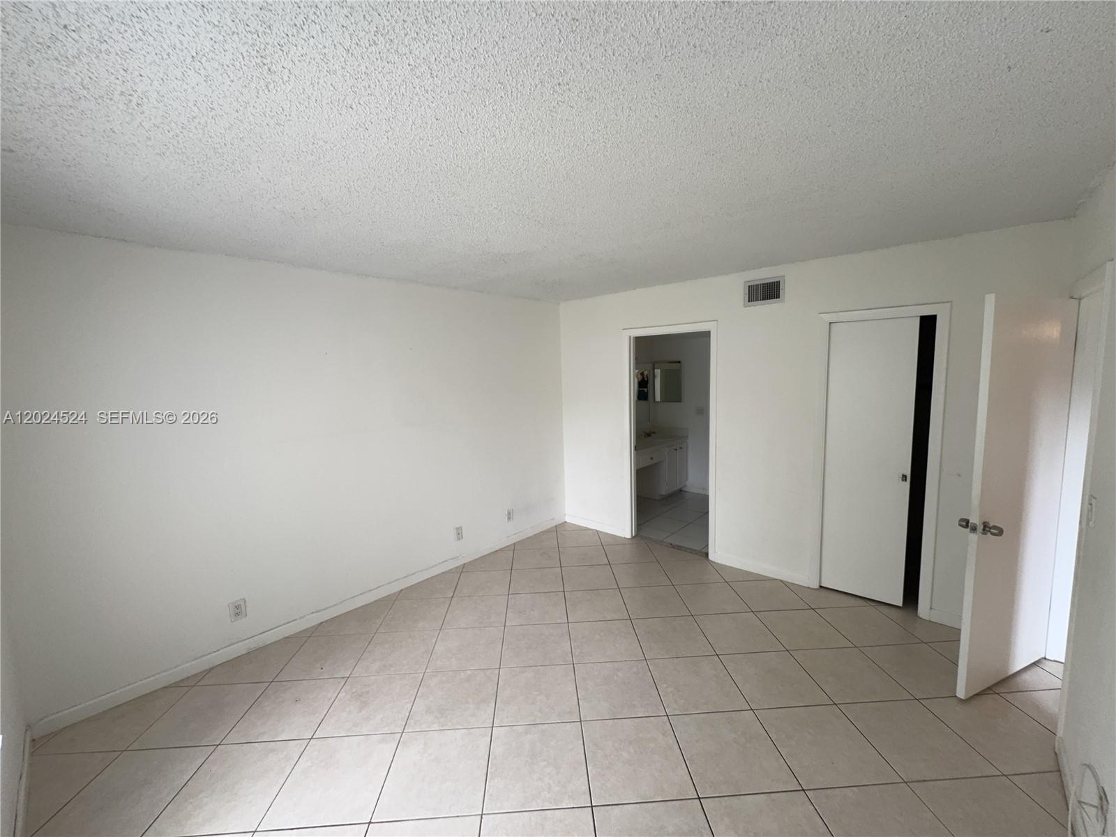6552 Arleigh Court, Unit 102 Boca Raton, FL 33433 - Photo 11 of 24