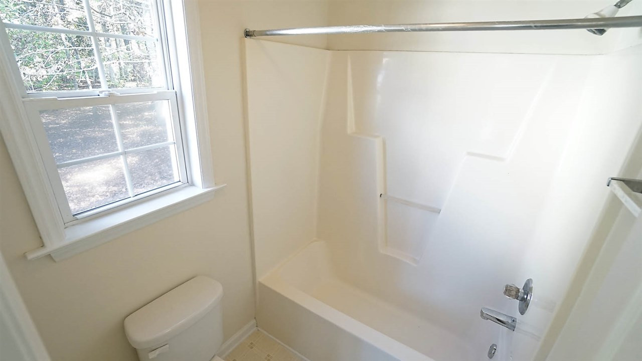 701 Kavkaz Street Raleigh, NC 27610 - Photo 17 of 25 Tub / Shower Combination
