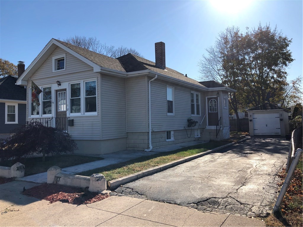 77 Crescent Road Pawtucket, RI 02861 - Photo 2 of 36