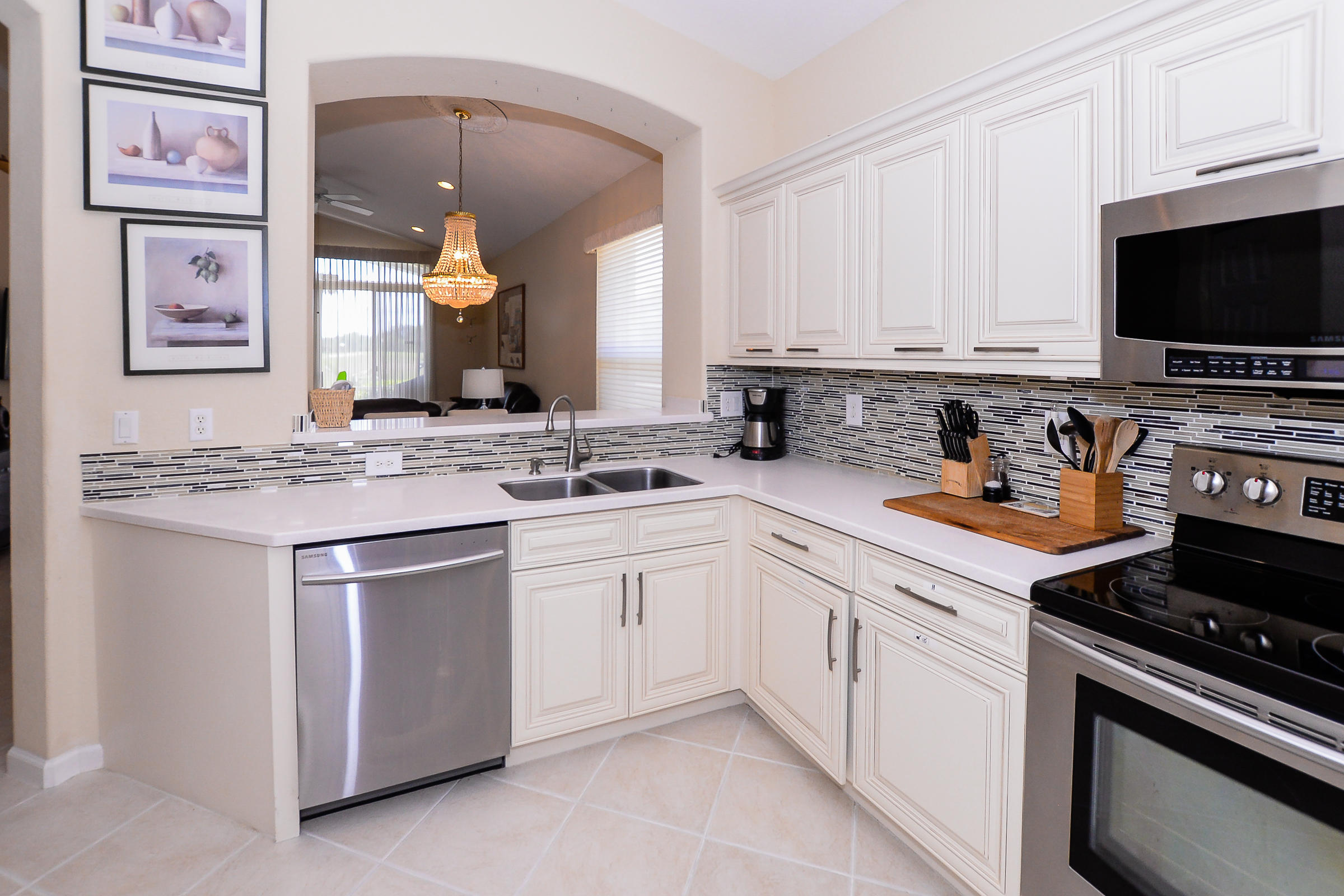 821 Northwest Rutherford Court Port St. Lucie, FL 34983 - Photo 14 of 44 LR-8991