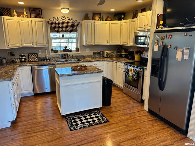 $137,000 | 210 Apple Lane, Anna, IL 62906