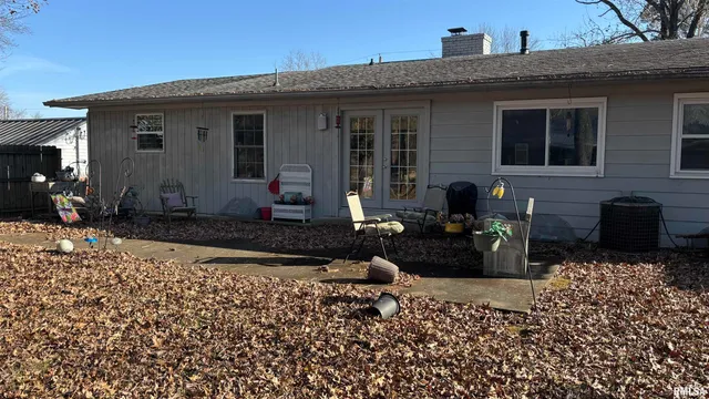 $137,000 | 210 Apple Lane, Anna, IL 62906