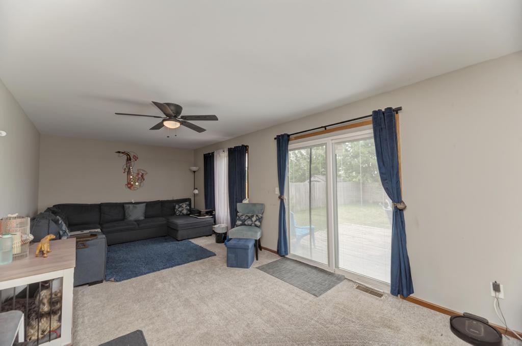 202 North Bridge Road DeKalb, IL 60115 - Photo 25 of 32