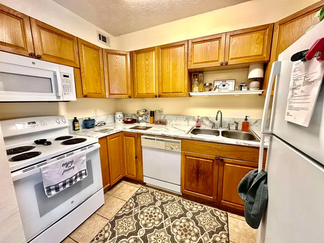 $99,900 | 2020 Continental Avenue, Unit 226, Tallahassee, FL 32304
