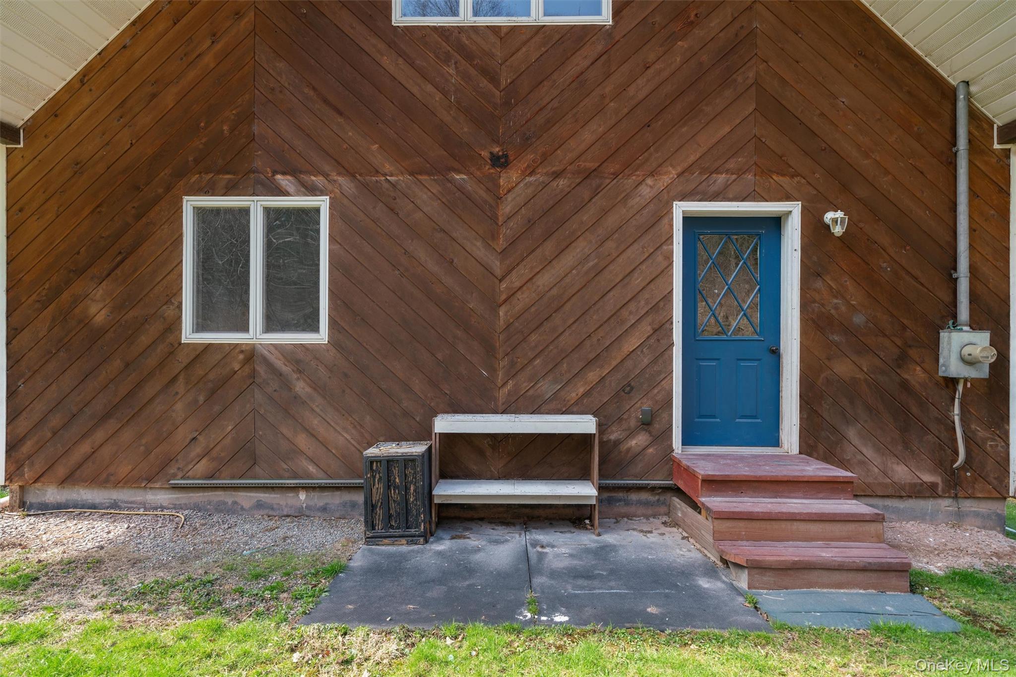 242 Callicoon Center Road Jeffersonville, NY 12748 - Photo 39 of 44 a front view of a house with a yard