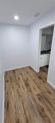 a view of empty room with window