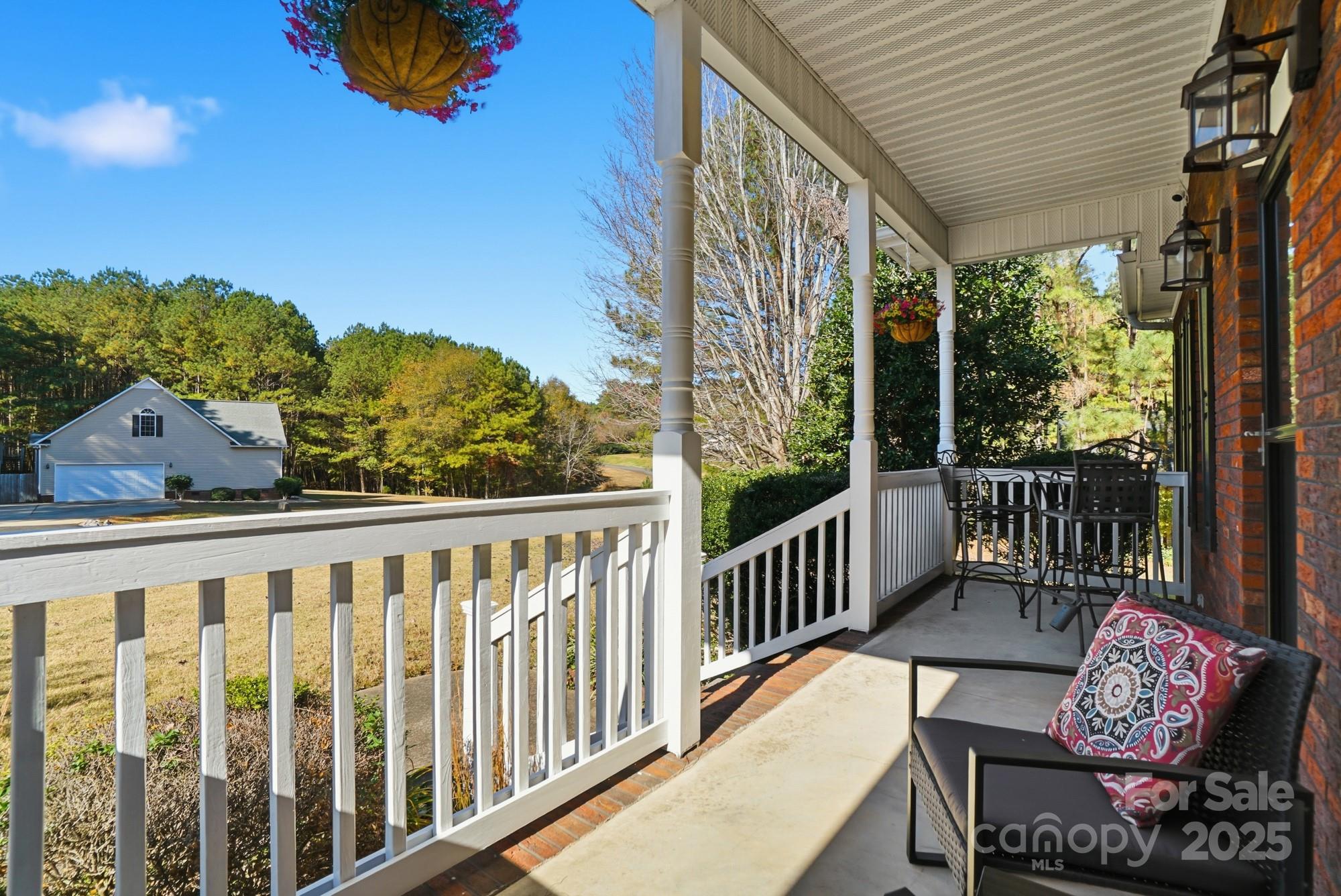 726 Sunnywood Road York, SC 29745 - Photo 3 of 35 Gallery Image 3