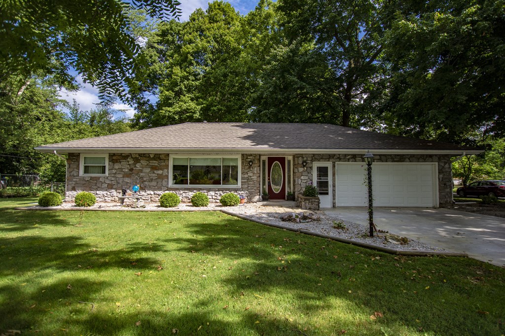 2101 Bashor Road Goshen, IN 46526 - Photo 1 of 21 Gallery Image 1