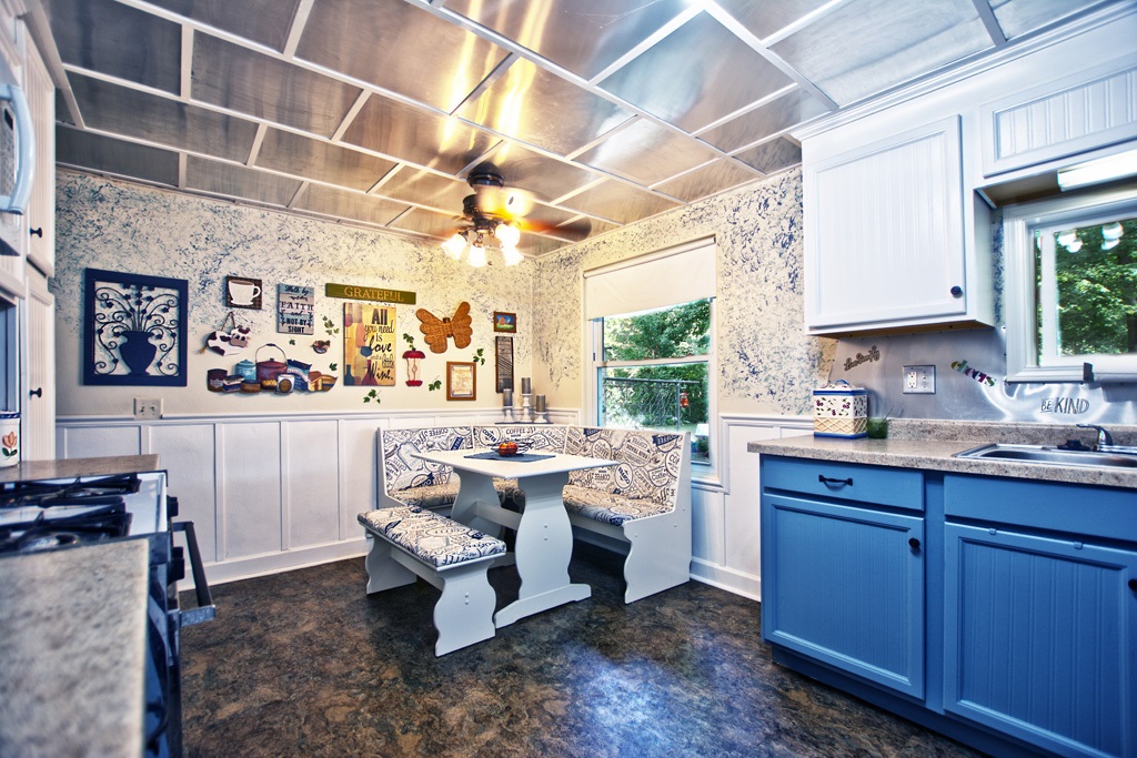 2101 Bashor Road Goshen, IN 46526 - Photo 4 of 21 Gallery Image 4