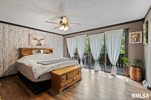 $299,900 | 109 Hillcrest Drive, Geneseo, IL 61254