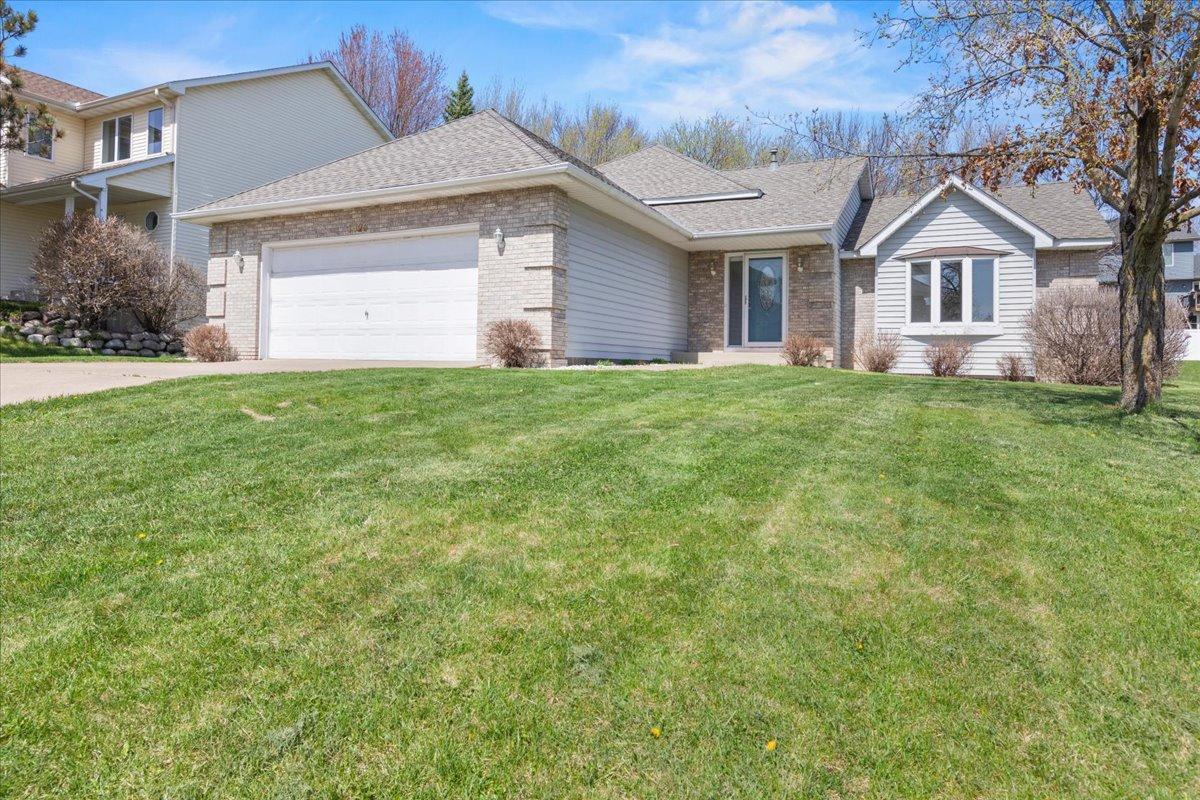 1428 Fox Street Delano, MN 55328 - Photo 2 of 27