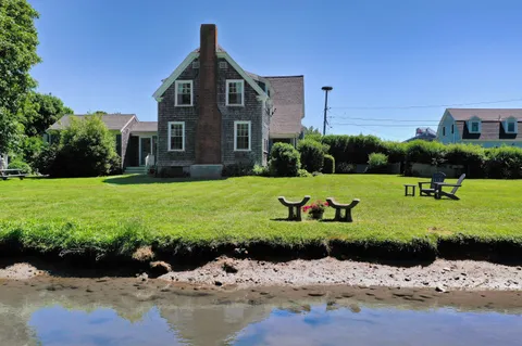 $1,800,000 | 66 Fresh River Lane, Falmouth, MA 02540