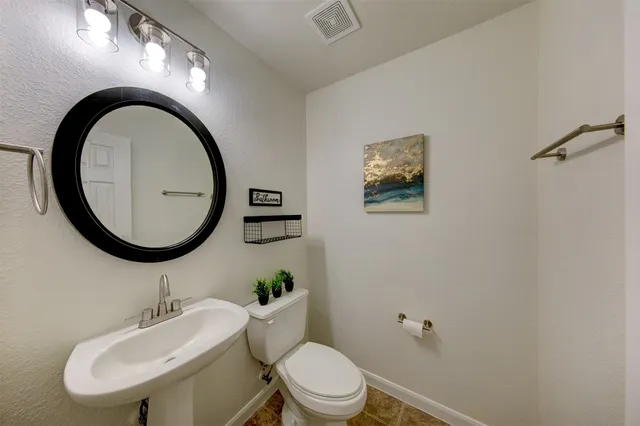 $2,200 | 15902 Arapaho Bend Lane, Cypress, TX 77429