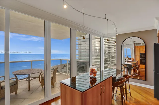 $10,500 | 19111 Collins Avenue, Unit 908, Sunny Isles Beach, FL 33160