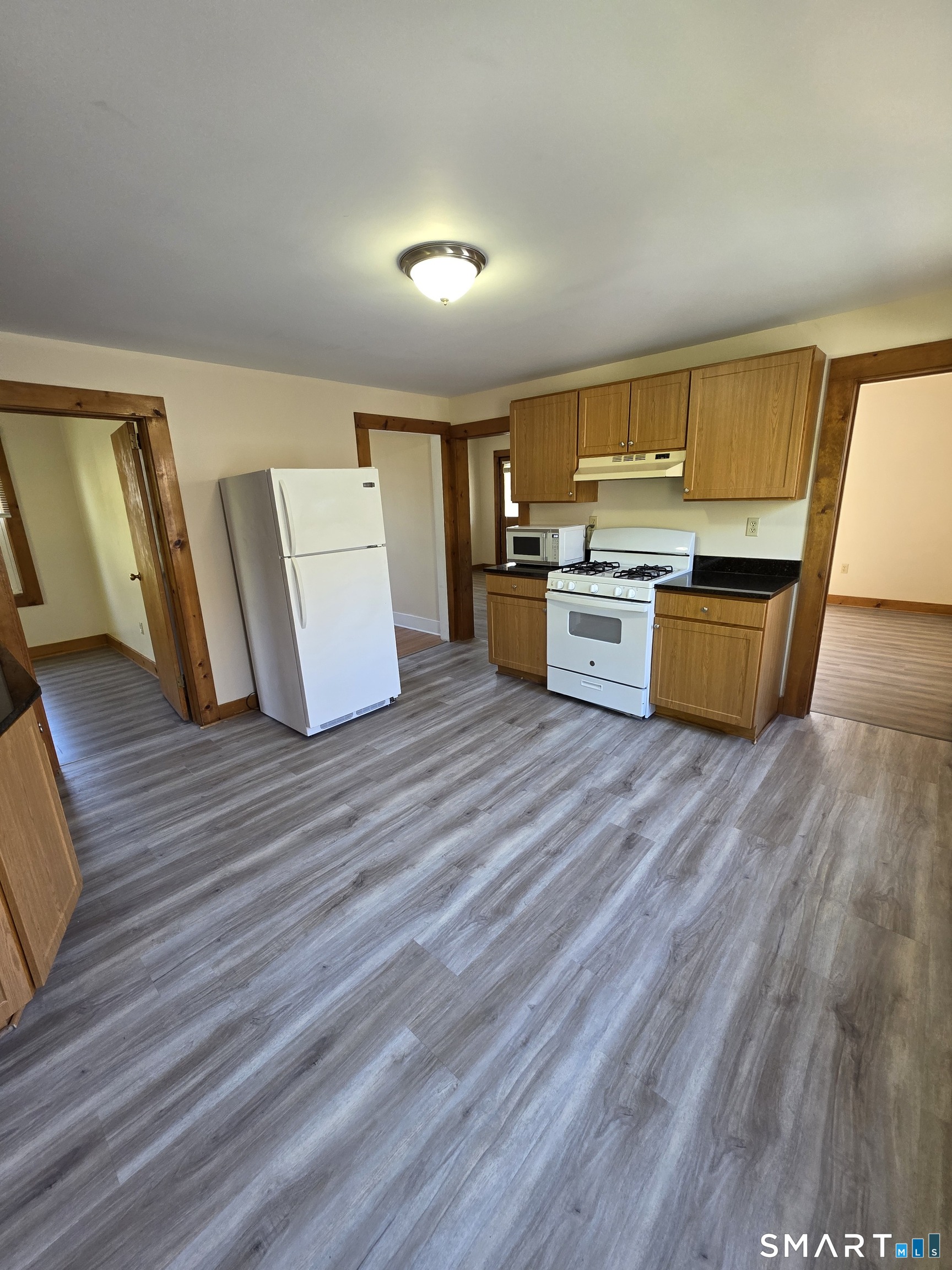 38 Bull Avenue Wallingford, CT 06492 - Photo 2 of 11