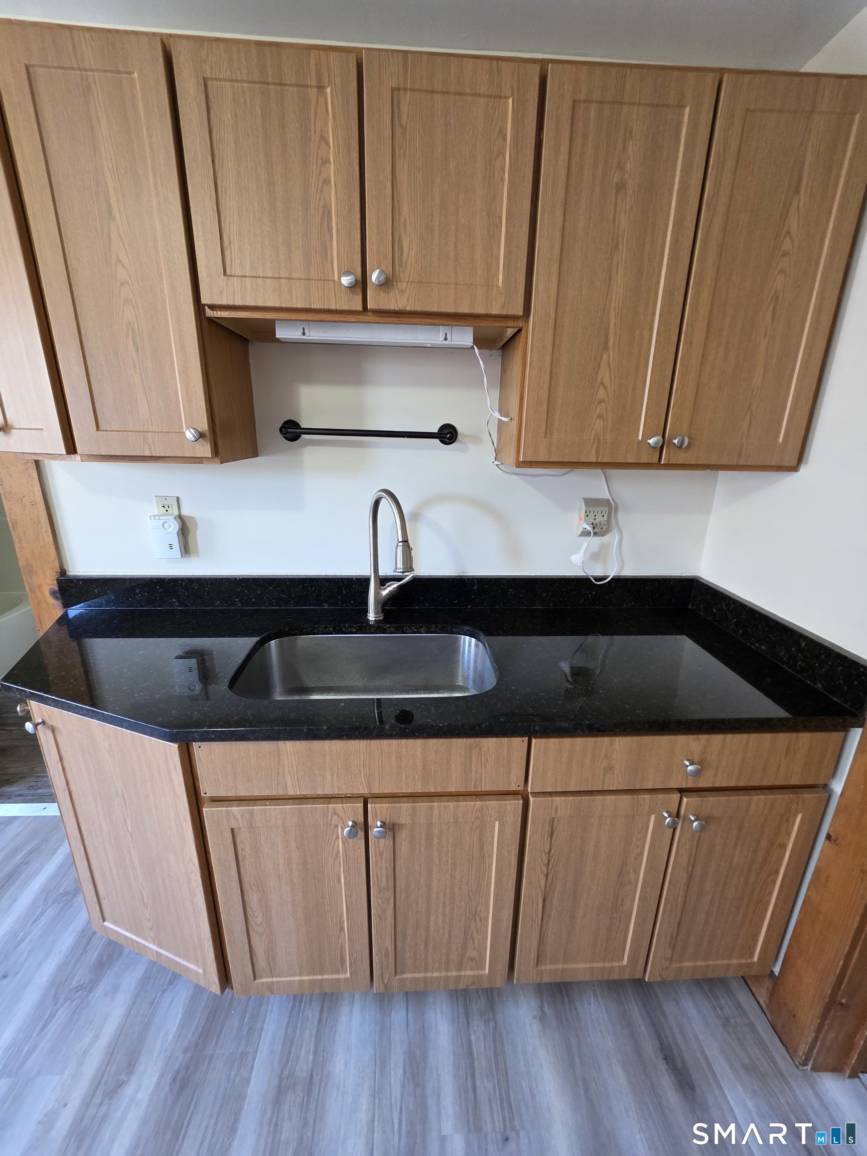38 Bull Avenue Wallingford, CT 06492 - Photo 4 of 11