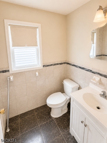 1028 Bond Street, Unit 2 Elizabeth, NJ 07201 - Photo 12 of 16